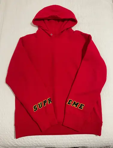 Supreme Hoodie