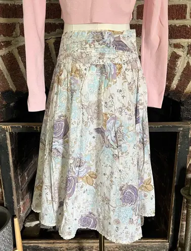 Star City VINTAGE floral midi skirt size