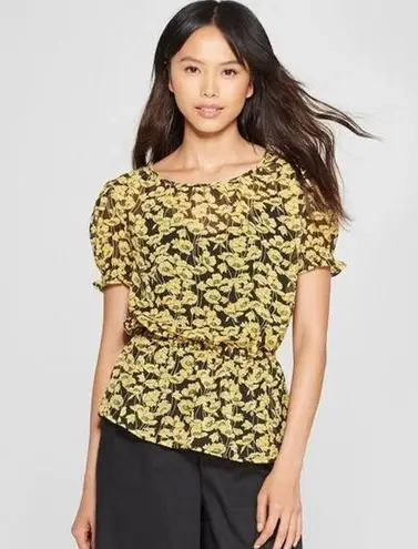 Who What Wear Sale 3/$20 |  Yellow and Black Floral Blouse