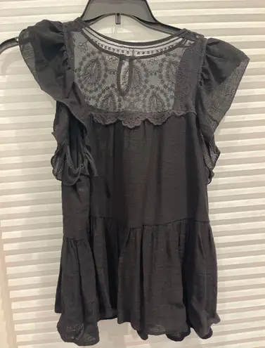 Jun & Ivy Black Babydoll Blouse 