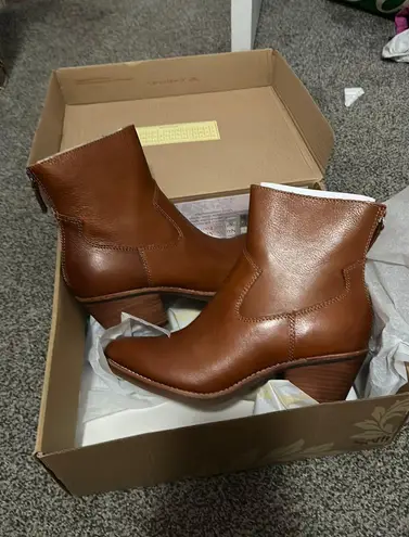 Sofft Boots Brown Size 6