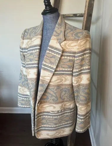 Petite Sophisticate Like New Vintage Western Wool Blazer Size 8