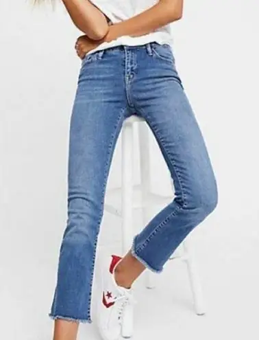 Free People  High Waisted Raw Hem 90s Style Jeans Size 28