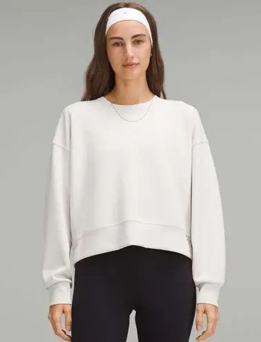 Lululemon  Perfectly Oversized Cropped Crew Softstreme Bone Size 0 - Image 1