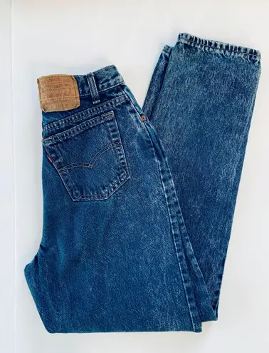 Levi's Vintage 80s  Rare Dark Stone Wash High Waist Mom Jean