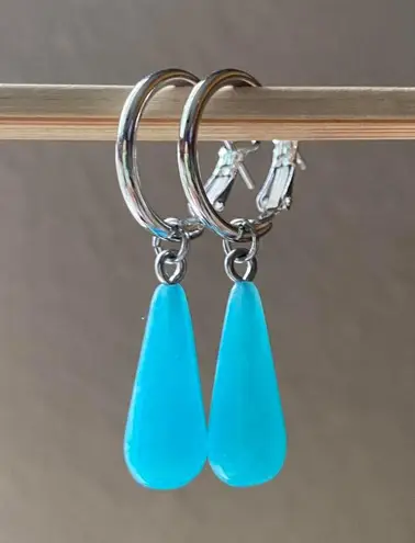 Handmade simple aqua teardrops hoop earrings💧♥️