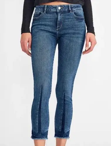 DL1961  Mara Straight Jeans 27 Ankle Mid Rise Blue Raw Hem Stretch Instasculpt