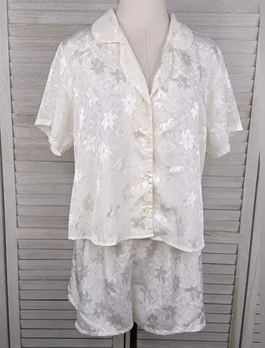 D'AMATO Vintage 80's/90's Floral Satin Shortie Pajama Set Ivory
