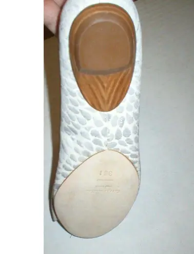 Bettye Muller New Womens 38.5 Designer Italy 8.5 Flats White Silver Rainrop Shoe