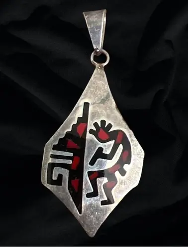 Vintage Mexico Silver Flute Playing Kokopelli W/ Red & Black Onyx Inlay Pendent