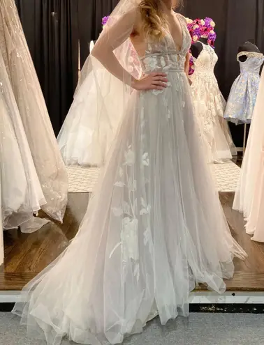 Watters Wedding Dress Size 2