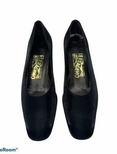 Salvatore Ferragamo Vintage Ferragamo Size 7 AAAA Pumps Heels Black Satin Bling Closed Toe Women’s