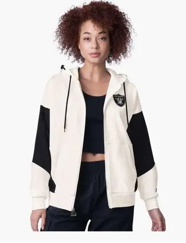 Women's White Las Vegas Raiders Scrimmage Full-Zip Hoodie
STARTER