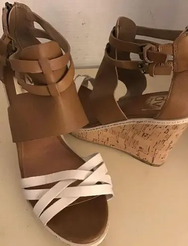 Dolce Vita women chestnut brown leather platform wedge sandals US 9.5