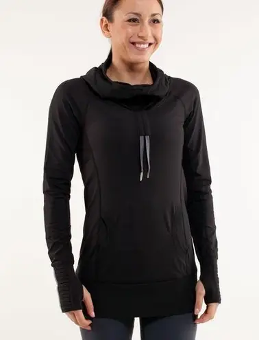 Lululemon  Stay On Course Pullover Black Hoodie. Size 4. Pockets & Ponytail hole