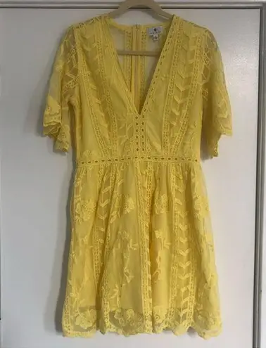 Socialite bright yellow lace mini dress short lined sheer back v neck floral