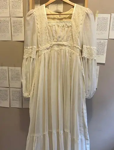 Gunne Sax Ivory Vintage Cottagecore Regal Princess Prairie Long Sleeve Dress