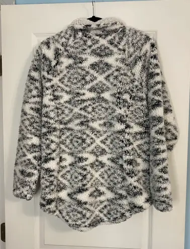 Cozy Sherpa Black And White Patterned Pullover