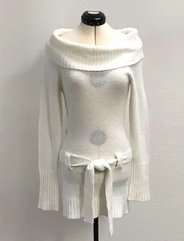 Player Gold Cowl Neck Belted Sweater Cream Large