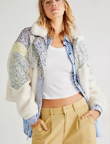 Free People BlankNYC women’s flower patch Sherpa fleece lined jacket size small