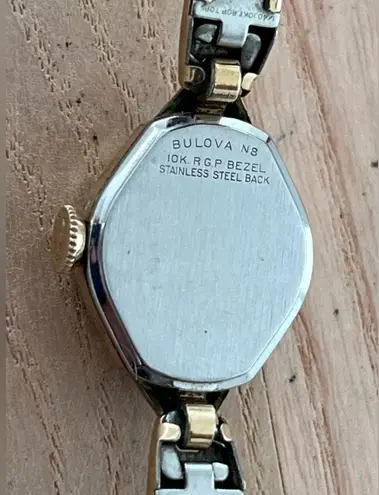 Bulova Ladies Watch Vintage 10K Gold Plated Stretch Bracelet Bezel Mechanical