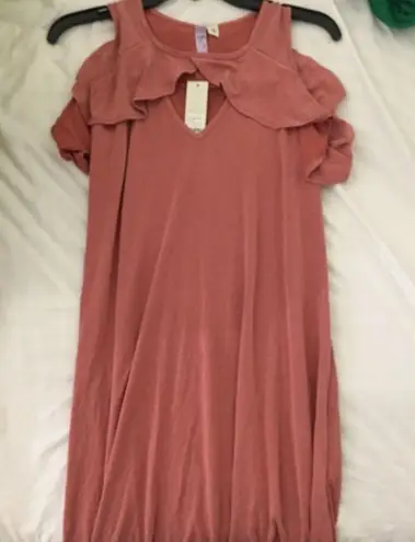 Francesca's NWT Francesca’s Keyhole Dress