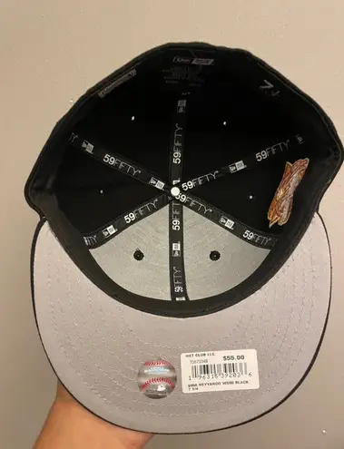 New Era Hat club burger pack New York Yankees size 7 1/4 brand new sold out
