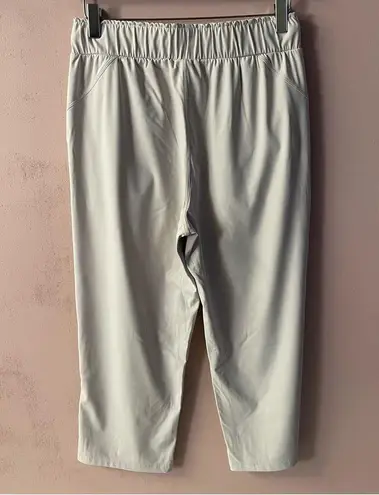 32 Degrees Cool Beige Capri Pants Size XS EUC