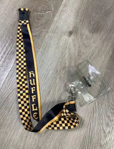 Harry Potter Universal Studios  Hufflepuff Hogwarts Checkered Lanyard WWOHP