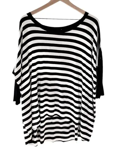 Bailey44 NWT Bailey 44 Core Women’s 3/4 Sleeve Striped Hi Low Hem Top Black White Medium