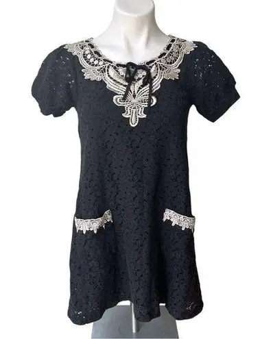 Axes Femme Black Lace Pullover Dress with White Lace Detail, Sz M Size M