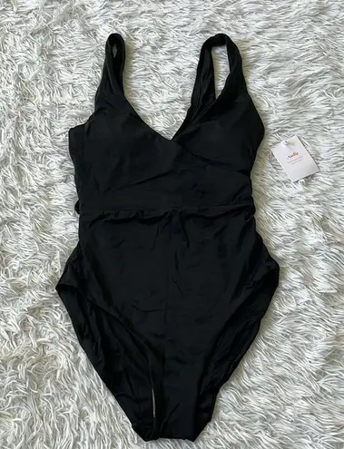 ANDIE  Women’s the belmar one piece swimsuit in black size XS