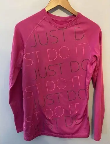 Nike  Pro Combat Dri Fit Womens Long Sleeve Shirt Thumbholes “Just do it” Large