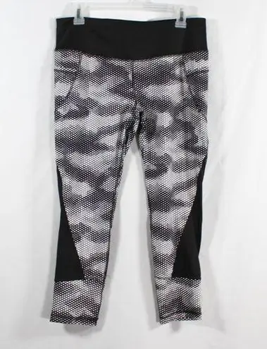 Camo Polka Dot Gray Black White Athletic Leggings Size M