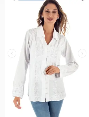 Novica womens small white Lilly of the Incas button front blouse was embroidered