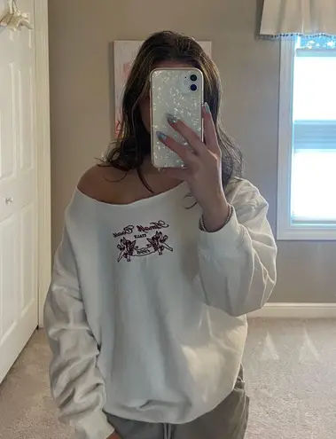 white off the shoulder crewneck