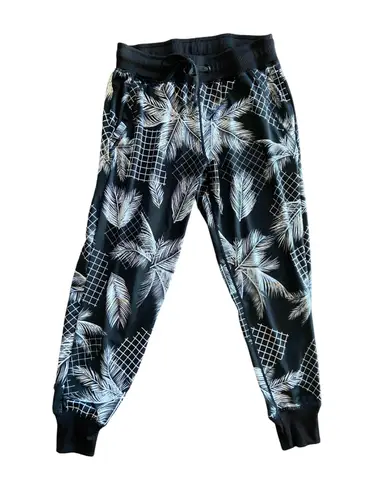 KAVU Palmagrid Black and White Jogger Pants š„