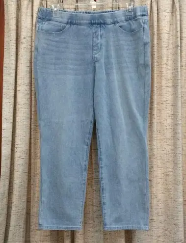 Soft Surroundings The Ultimate Pull-On Cropped Light Wash Jean