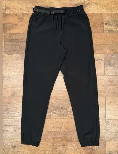 Motion, An Instagram Brand Adjustable Belt Hiking/Workout Pants Black