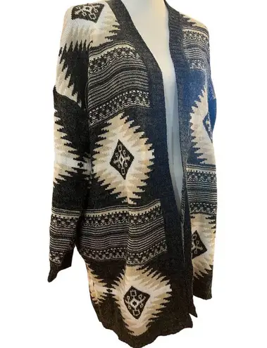 Debut  thigh length cardigan southwestern knit womens size s/m