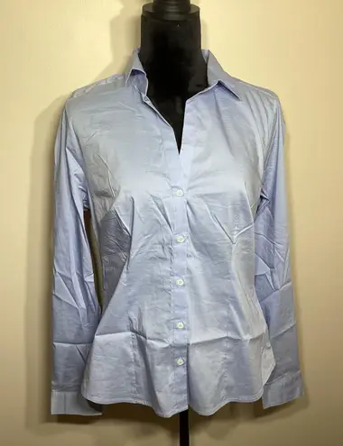 Simply Styled Light Blue Button Up Size Large