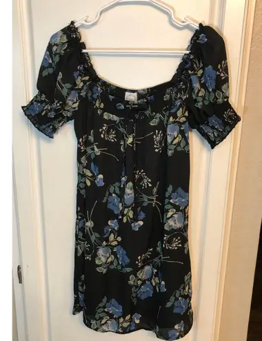 Francesca's Francesca’s Blue Rain blue/black floral mini dress, Size Small
