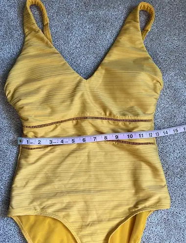 Sea Level Swim V Neck Sunflower Yellow One Piece Size 6