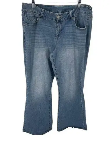 Lane Bryant  Women's boot Cut Slim Leg Denim Size 16