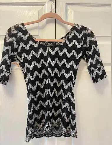 Rachel Comey New bateau metallic zig zag top size 4