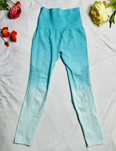 Ombré Scrunch Butt Leggings Blue