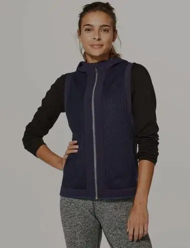 Lululemon  The Spaces In-Between Vest navy blue size 4