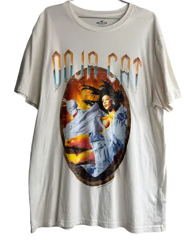 Hollister Doja Cat Graphic Tee