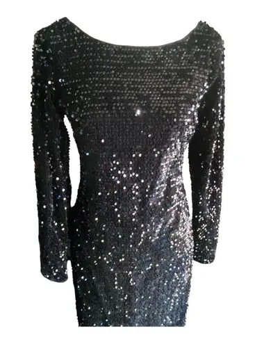 Leslie Fay stunning black sequin gown-size 6