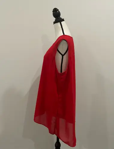 Sunny Leigh Sleeveless Blouse